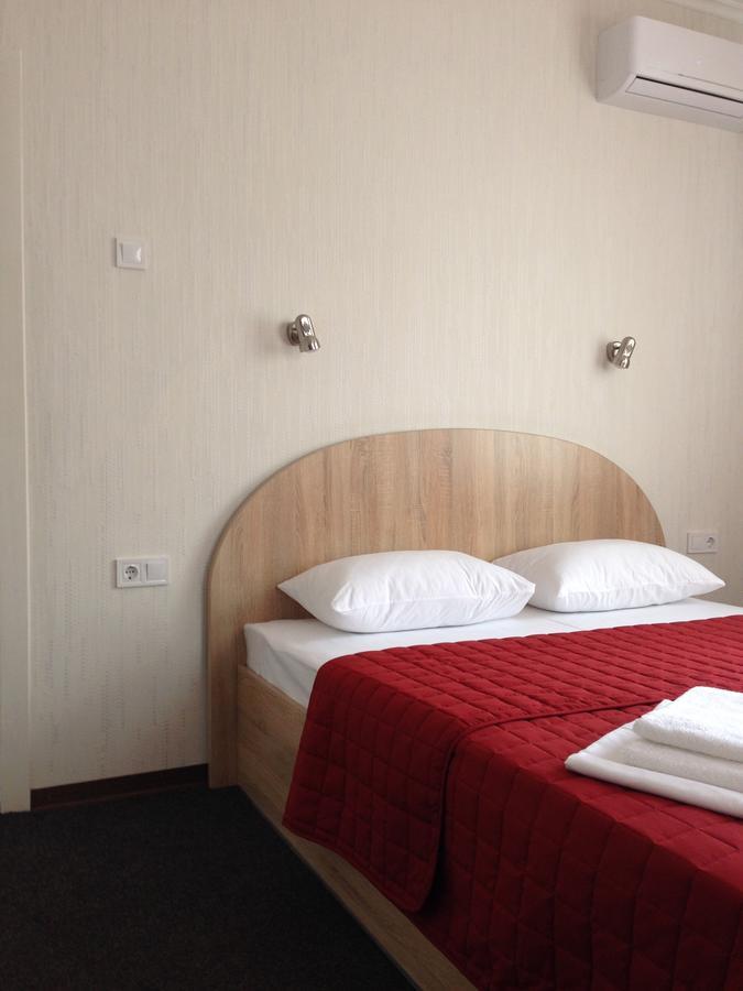 U Fedora Hotell Oleksandriia Eksteriør bilde