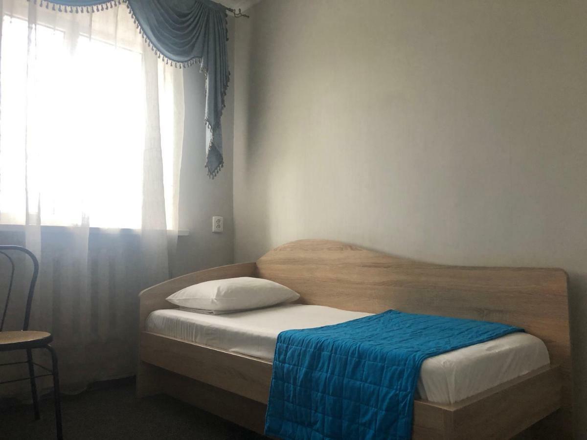 U Fedora Hotell Oleksandriia Eksteriør bilde