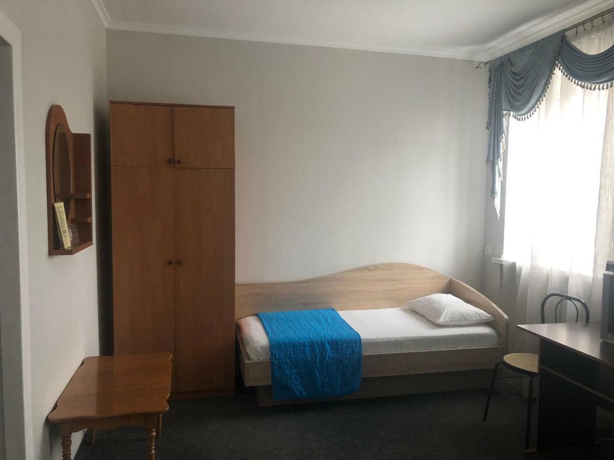 U Fedora Hotell Oleksandriia Eksteriør bilde