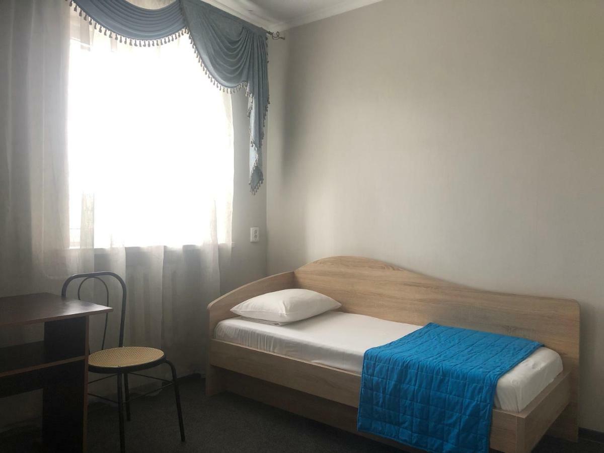 U Fedora Hotell Oleksandriia Eksteriør bilde